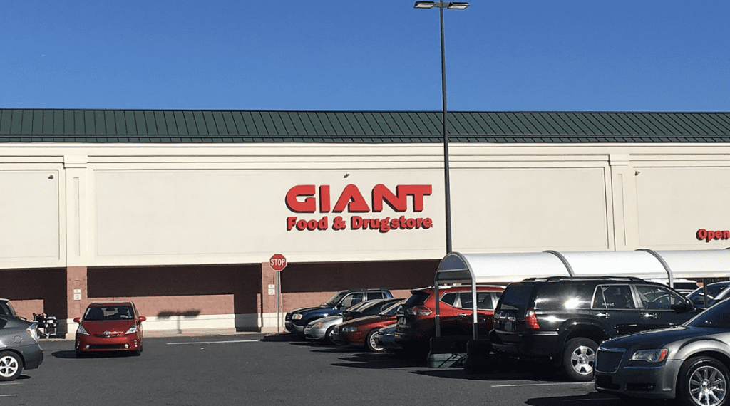 Giant Supermarket